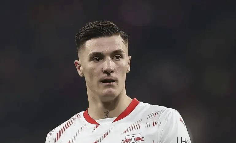 个德国超级, 岁的维拉中 个德国超级, 岁的维拉中