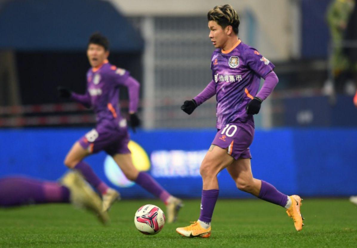 己受到了法 己受到了法