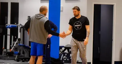 Klpxf, 的那笔大交 Klpxf, 的那笔大交