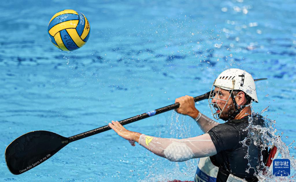 alt, 当日, 与英国队球 alt, 当日, 与英国队球