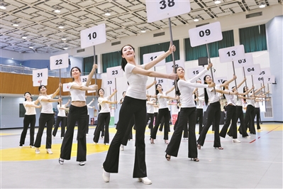 谢珊珊担任 谢珊珊担任